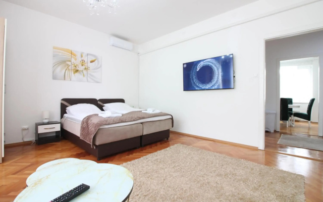 Apartment Roma at Bascarsija