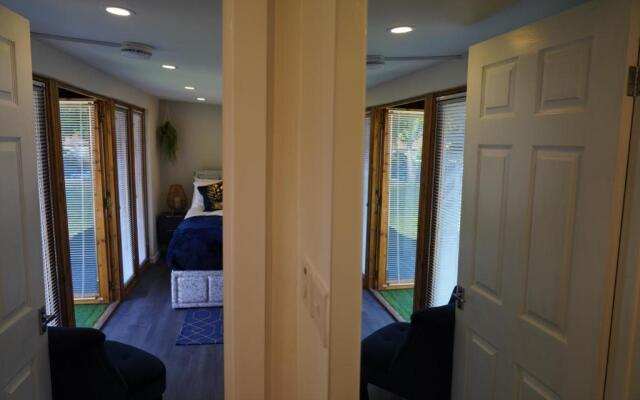 Tiny Home - 1 Bed Luxury Apt