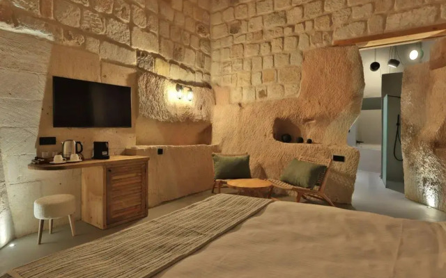 Simurg Cave House