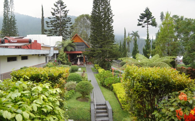 Hotel Indah Palace Tawangmangu