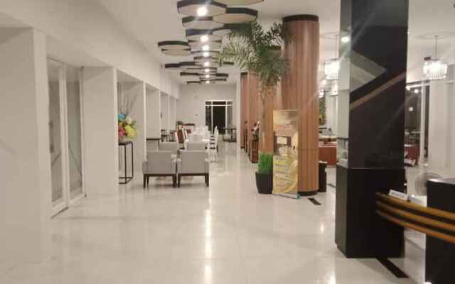 Palu Golden Hotel