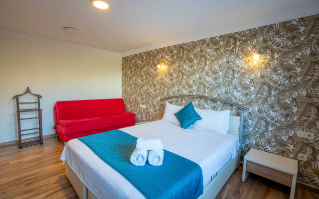 Cunda Giritlioğlu Otel