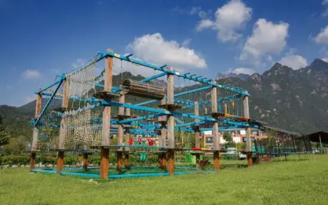 To Journey Huangshan Camping