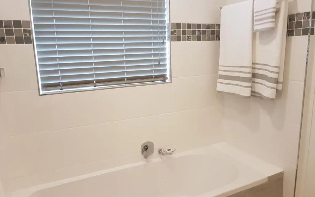 HORIZON BAY - Camps Bay