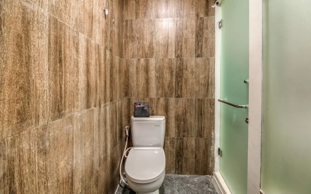 RedDoorz Plus near Akademi Kepolisian Semarang 3