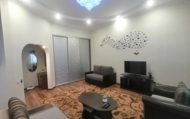 Апартаменты на улице Ермолова 19