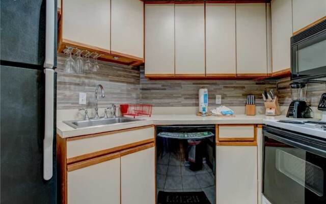 Village House 101 - Two Bedroom Condo