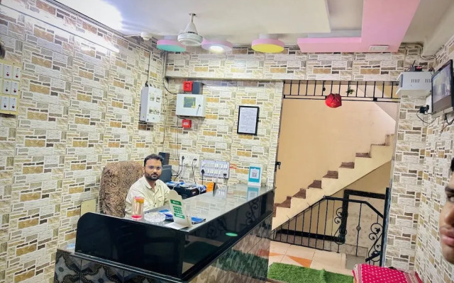 Hotel Ashadeep