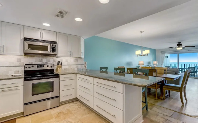 Kid Friendly Condo with Stunning View of the Atlantic by RedAwning