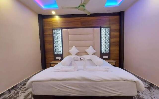 Llyods Beach Resort
