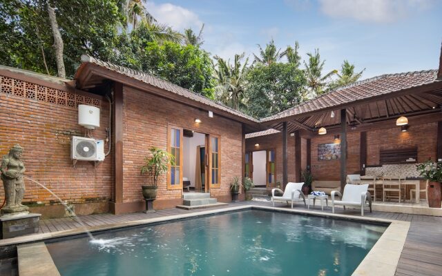 Ubud Raya Villa