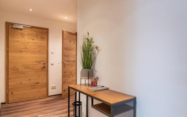 Finest Villa Zell am See - Skihaserl