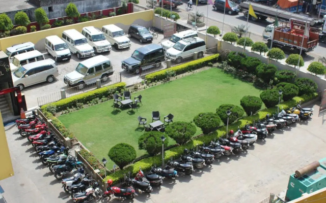 Hotel Samrat