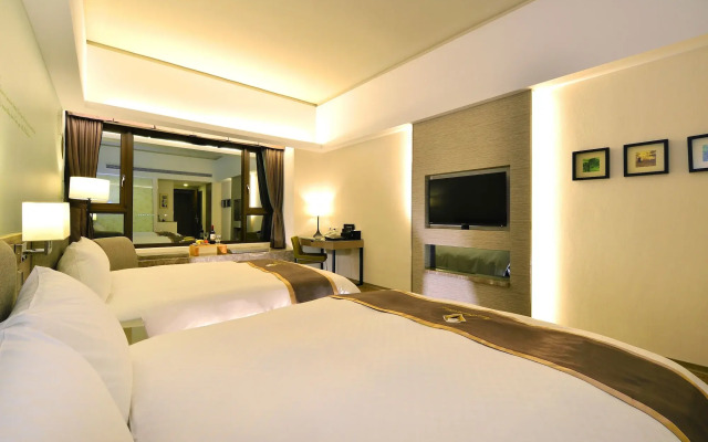 Tsun Huang Hotel