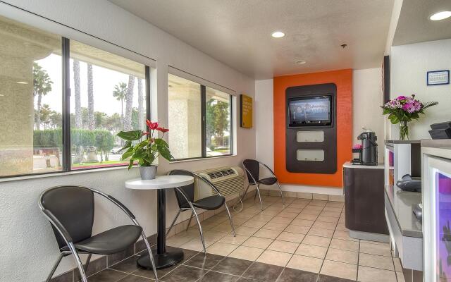 Motel 6 Carlsbad, CA Beach