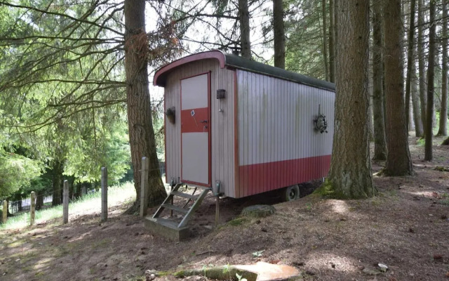 Lively Holiday Home With Garden, Barbecue, Garden Furniture