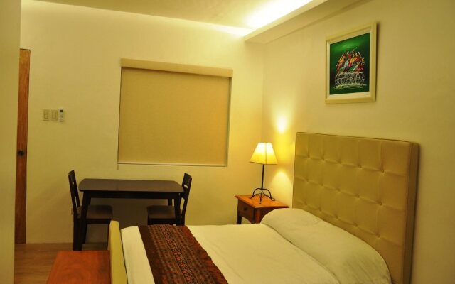 The Carmelence Lodge