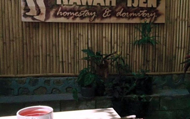 Backpacker Kawah Ijen Banyuwangi