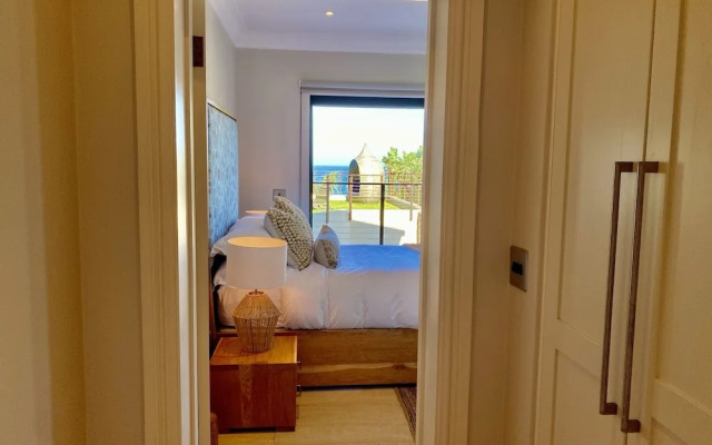 DolphinCoast YOLO Spaces-Ballito Beach House Villa