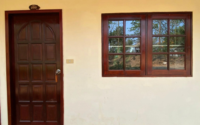 Saiyok River House