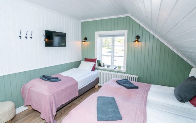 SKYR Guesthouse