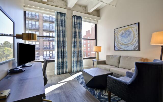 Hotel Indigo Kansas City - The Crossroads by IHG