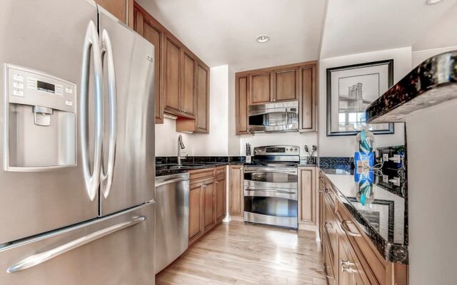 Global Luxury Suites at the Riverway