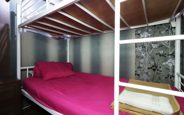 The Jarrdin Apartment by Omami