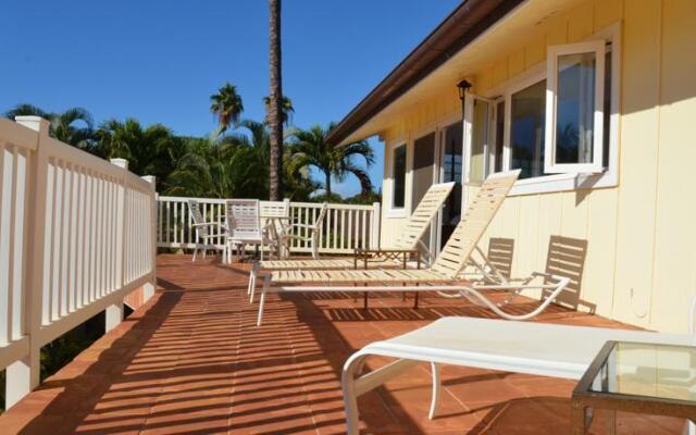Lahaina Gate House