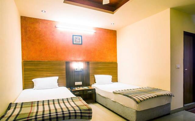 The President Hotel (lucknow)