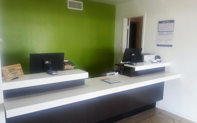 Studio 6 Del Rio