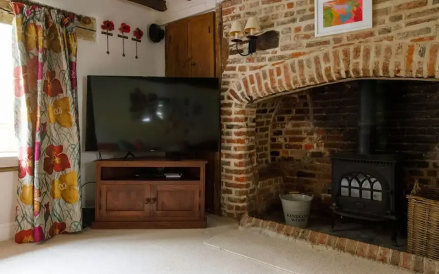 Amazing 5 BR Country Home Pool Gym Yoga Studio