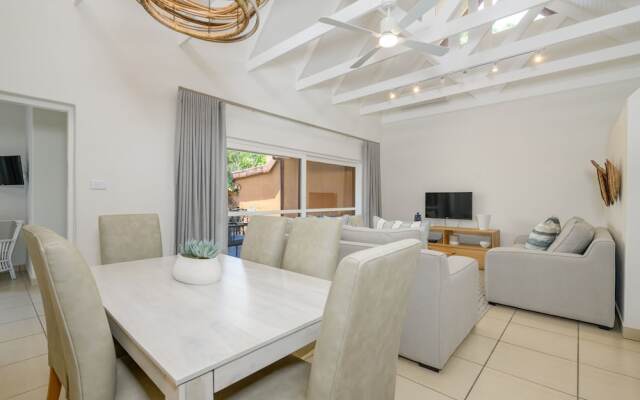 San Lameer Villa Rentals  2609