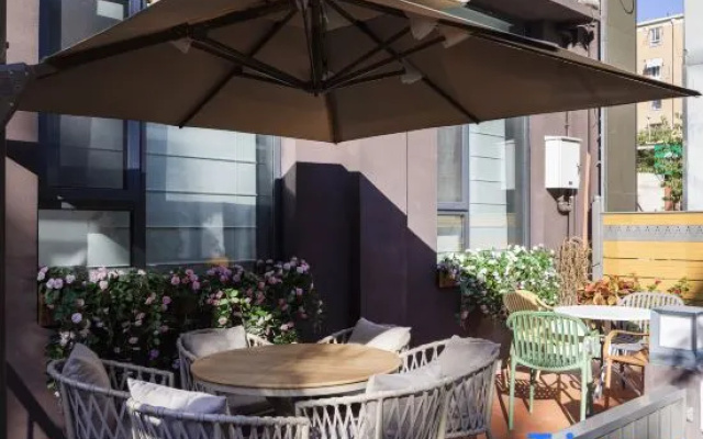 Homeinn Plus Hotel (Beijing West Railway Station Junbo Subway Station Branch)) – Outside – Beijing