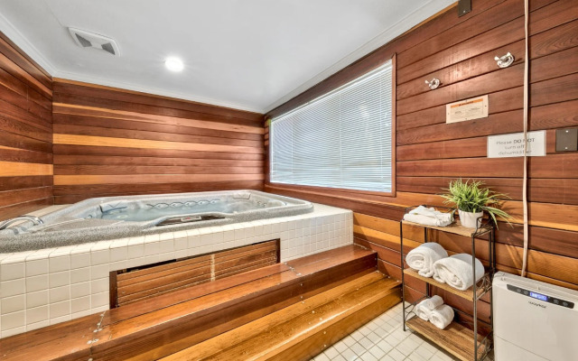 Forest Suites Resort at Heavenly Village