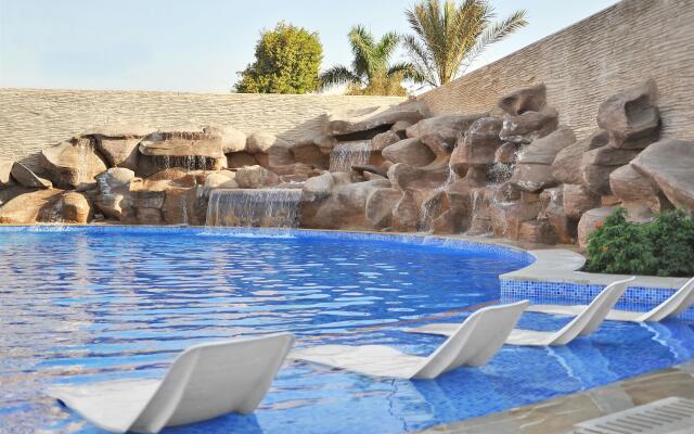 Le Meridien Pyramids Hotel & Spa