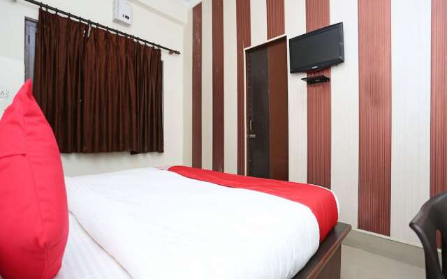 OYO 11623 Hotel Shiva Palace