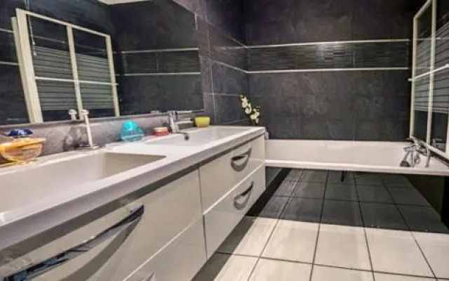 Apartment Avenue Des Terrasses