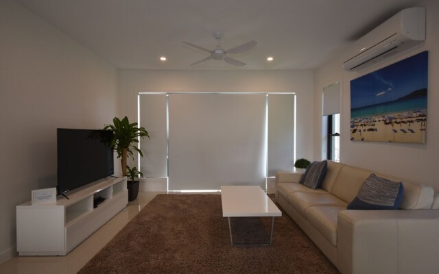 The Shae Luka Private Apartment