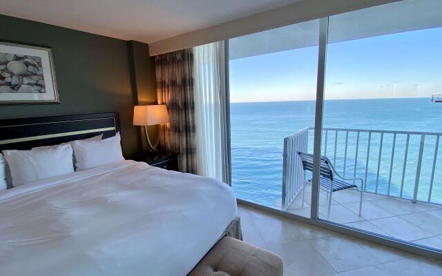 Radisson Suite Hotel Oceanfront