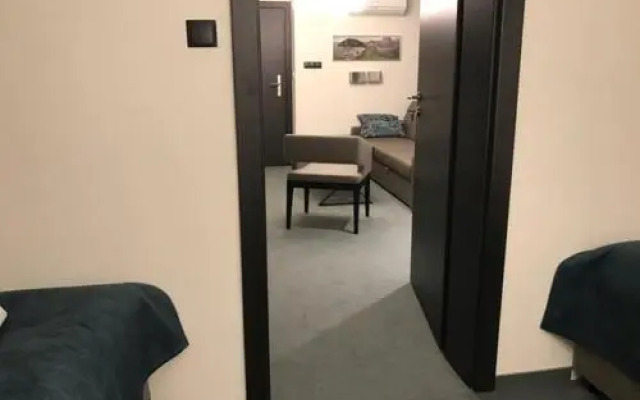 Armada Holiday House