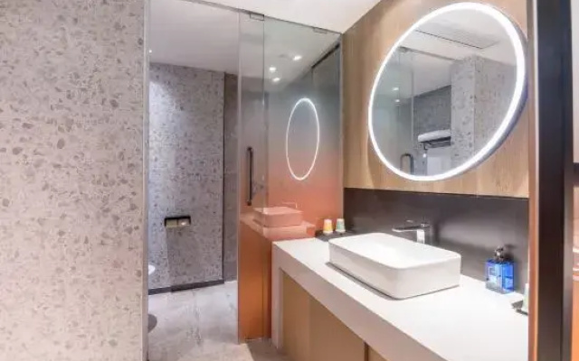 Ni Hao Hotel (Wuxi Nanchangjie Changjiang Road)