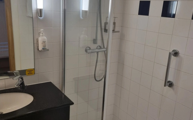 Holiday Inn Express Rotherham North by IHG