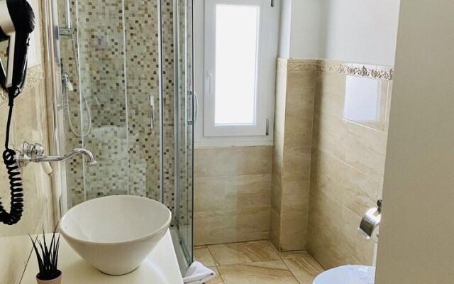 Domus Valadier Guesthouse
