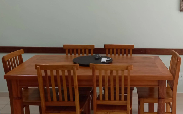 Lindo Apto Climatizado a 150 Metros da Praia