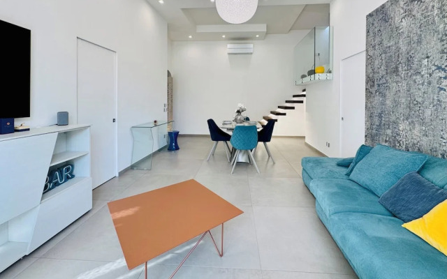 YourHome - AC Luxury House