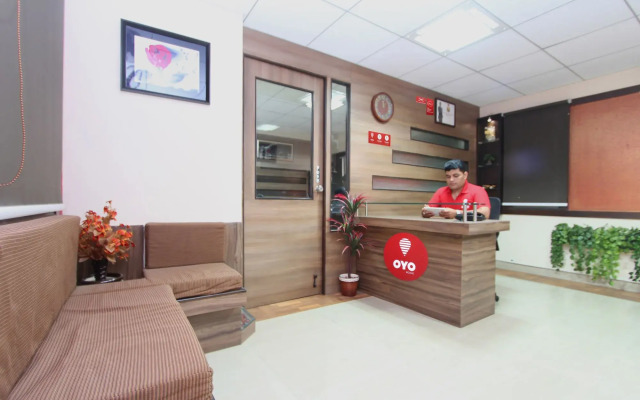 OYO 5150 Apartment Green Paradise Luxury Suites