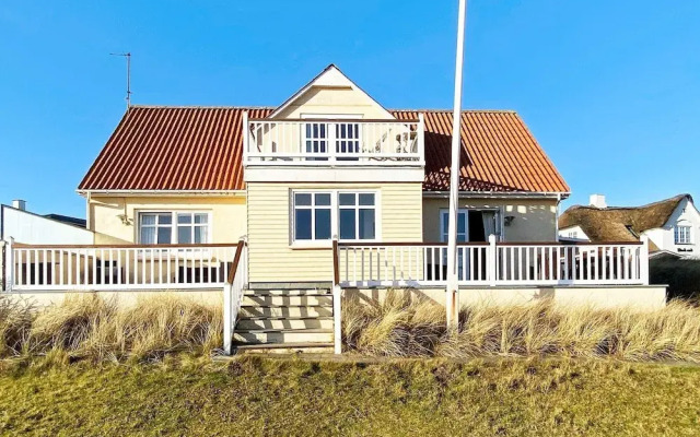 Scenic Holiday Home in Ringkøbing near Sea