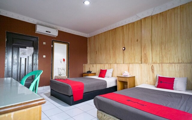 RedDoorz Plus near Jambi Prima Mall