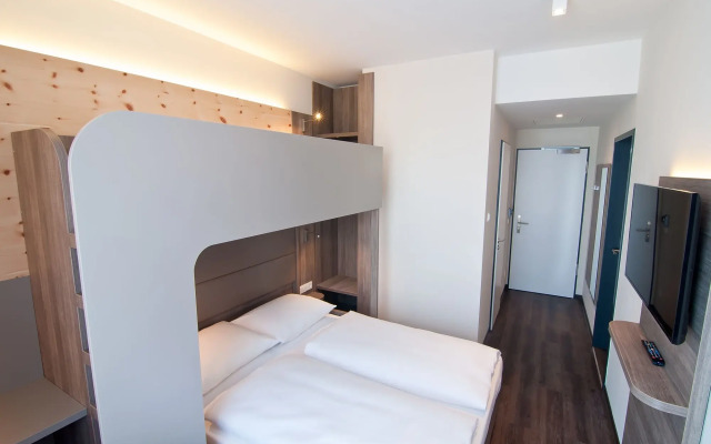 Amaro Hotel